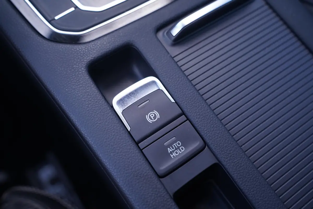 1.5 TSI R-Line Business + NAP IQ.Light-R-Line int. Vol leder Camera Apple Carplay Stoel- en voorruitverwarming