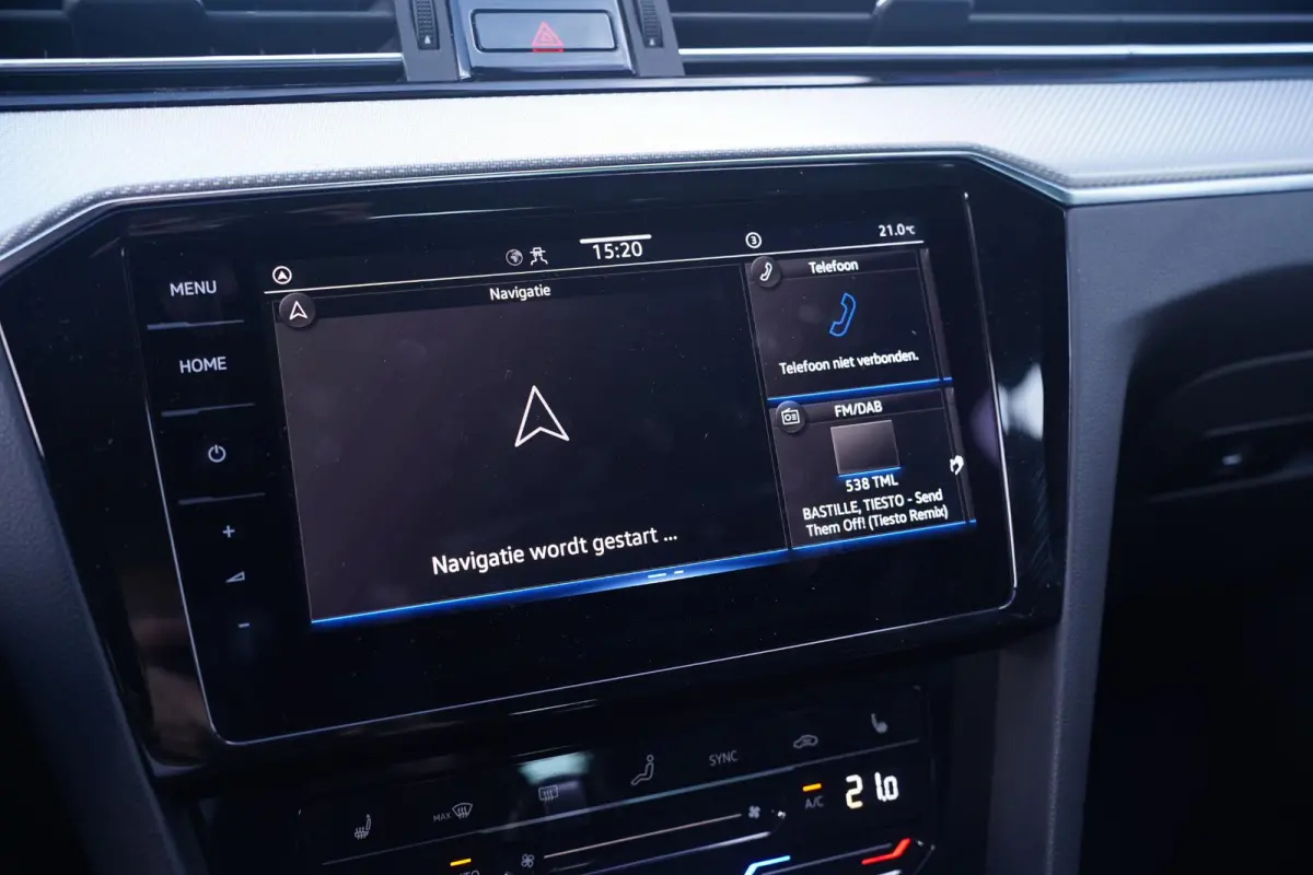 1.5 TSI R-Line Business + NAP IQ.Light-R-Line int. Vol leder Camera Apple Carplay Stoel- en voorruitverwarming