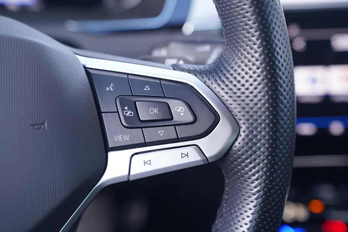 1.5 TSI R-Line Business + NAP IQ.Light-R-Line int. Vol leder Camera Apple Carplay Stoel- en voorruitverwarming