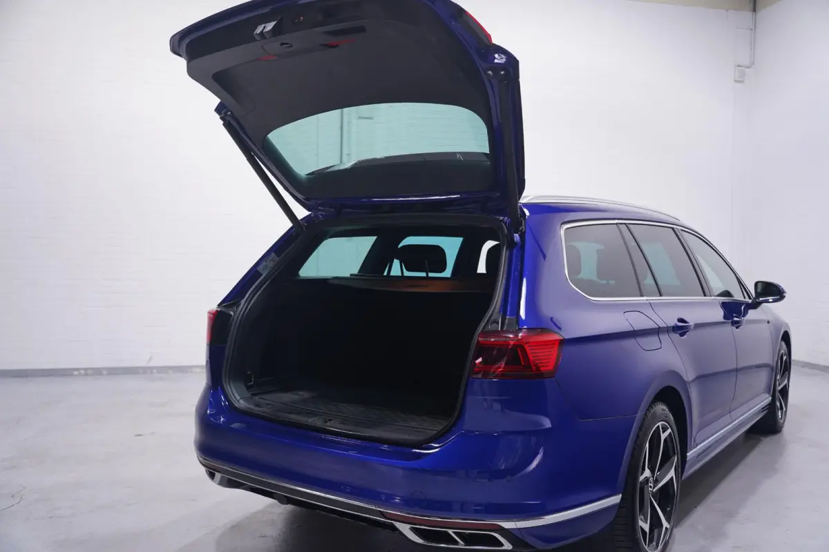 1.5 TSI R-Line Business + NAP IQ.Light-R-Line int. Vol leder Camera Apple Carplay Stoel- en voorruitverwarming