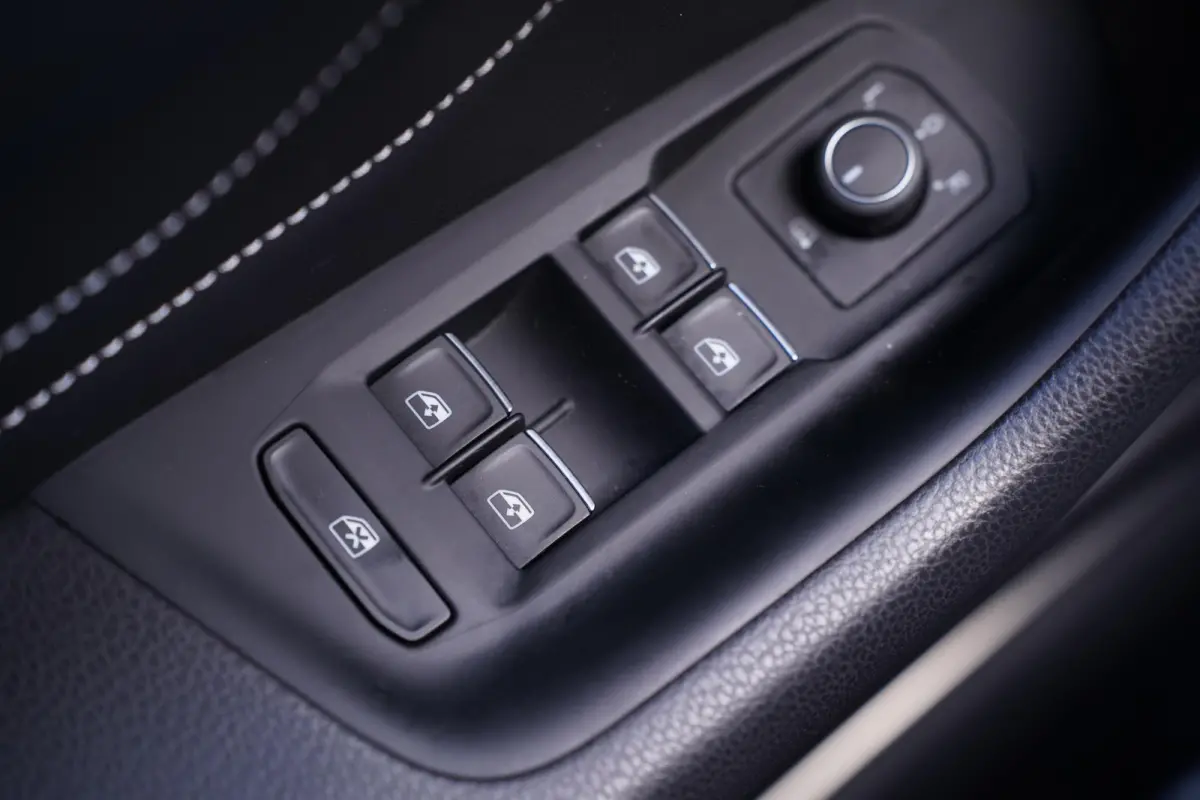 1.5 TSI R-Line Business + NAP IQ.Light-R-Line int. Vol leder Camera Apple Carplay Stoel- en voorruitverwarming