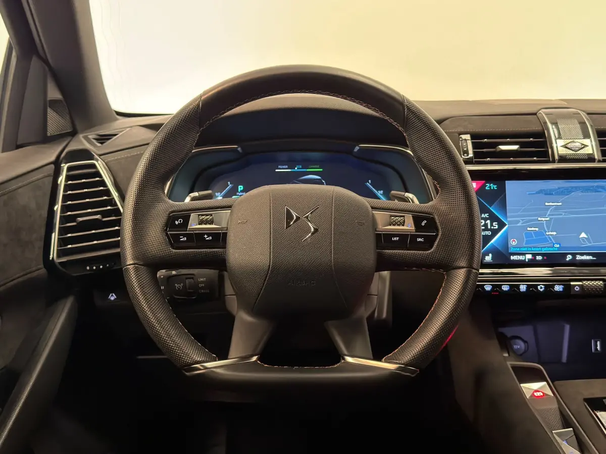 E-Tense Performance Line+ / Keyless / ACC / Carplay