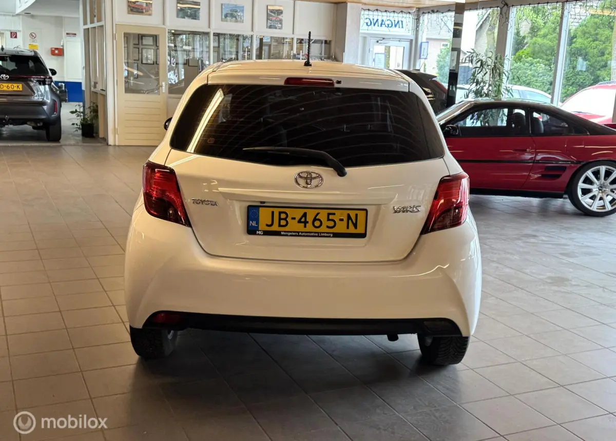 1.3 VVT-i Trend, Navigatie, NL-auto