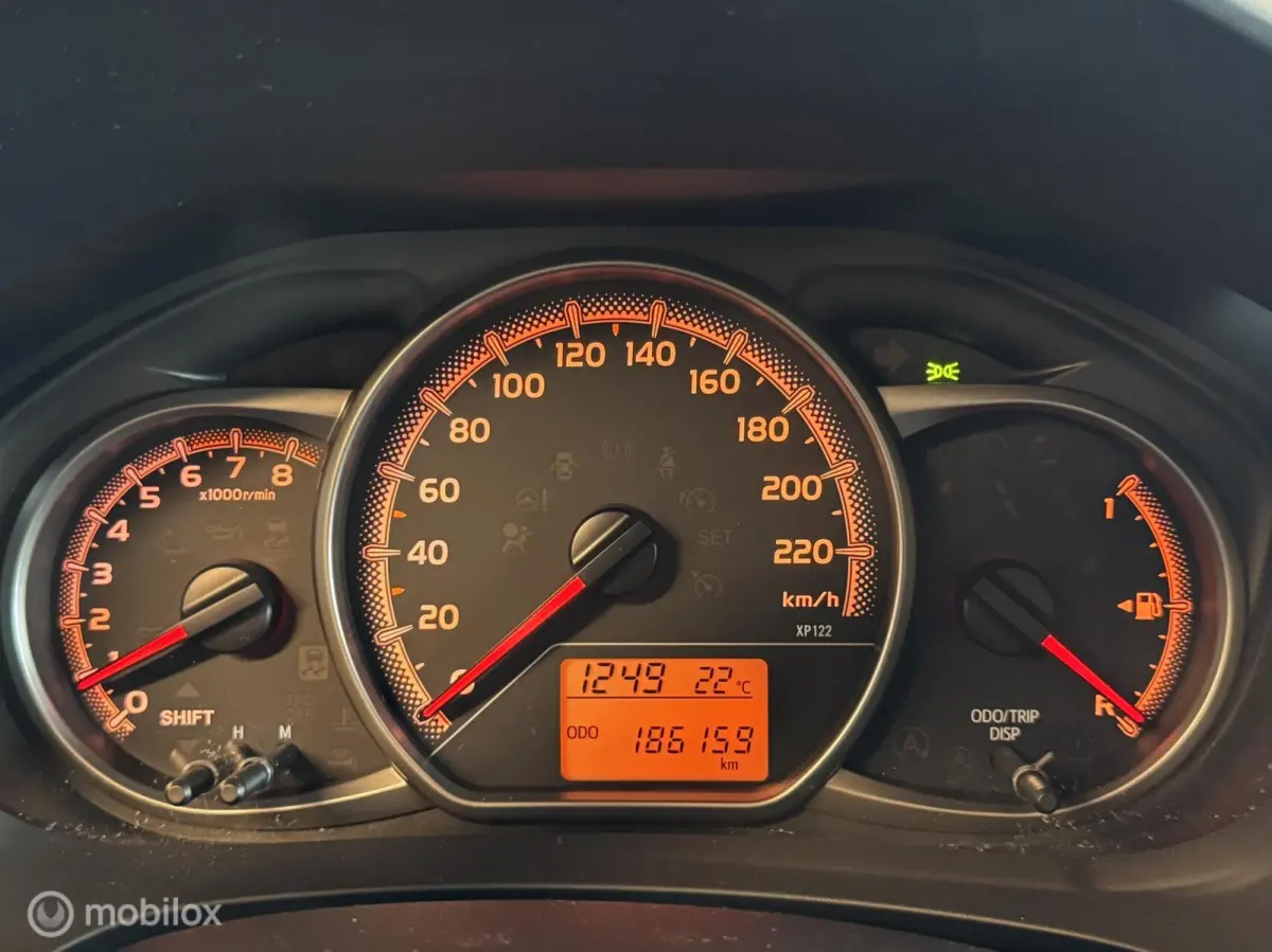 1.3 VVT-i Trend, Navigatie, NL-auto