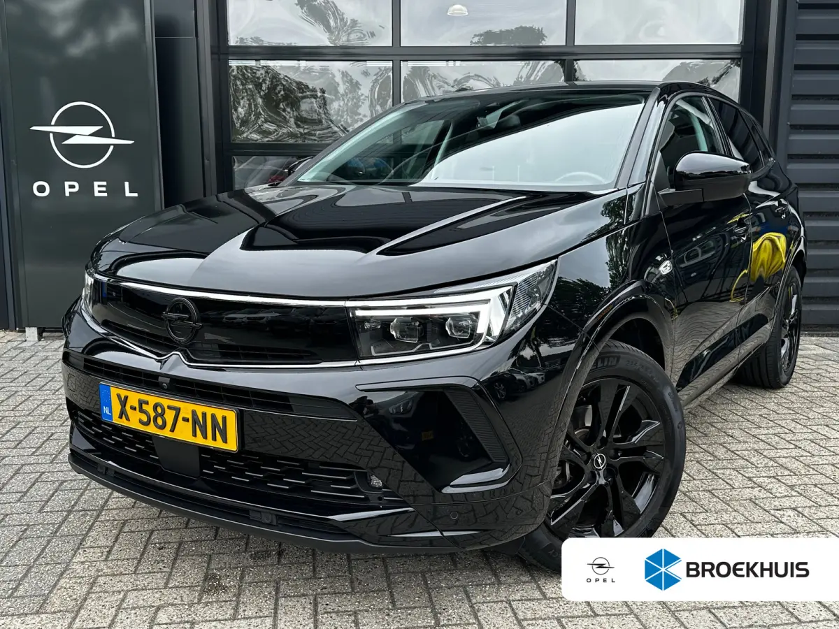1.2 Turbo 130 PK Level 4 | TREKHAAK AFNB.| STOEL, STUUR EN VOORRUITVERWARMING| MATRIX LED| AGR COMFORTSTOELEN| DODEHOEK DETECTIE| CAMERA + PARKEERSENSOREN| NAVIGATIE + APPLE CARPLAY/ANDROID 