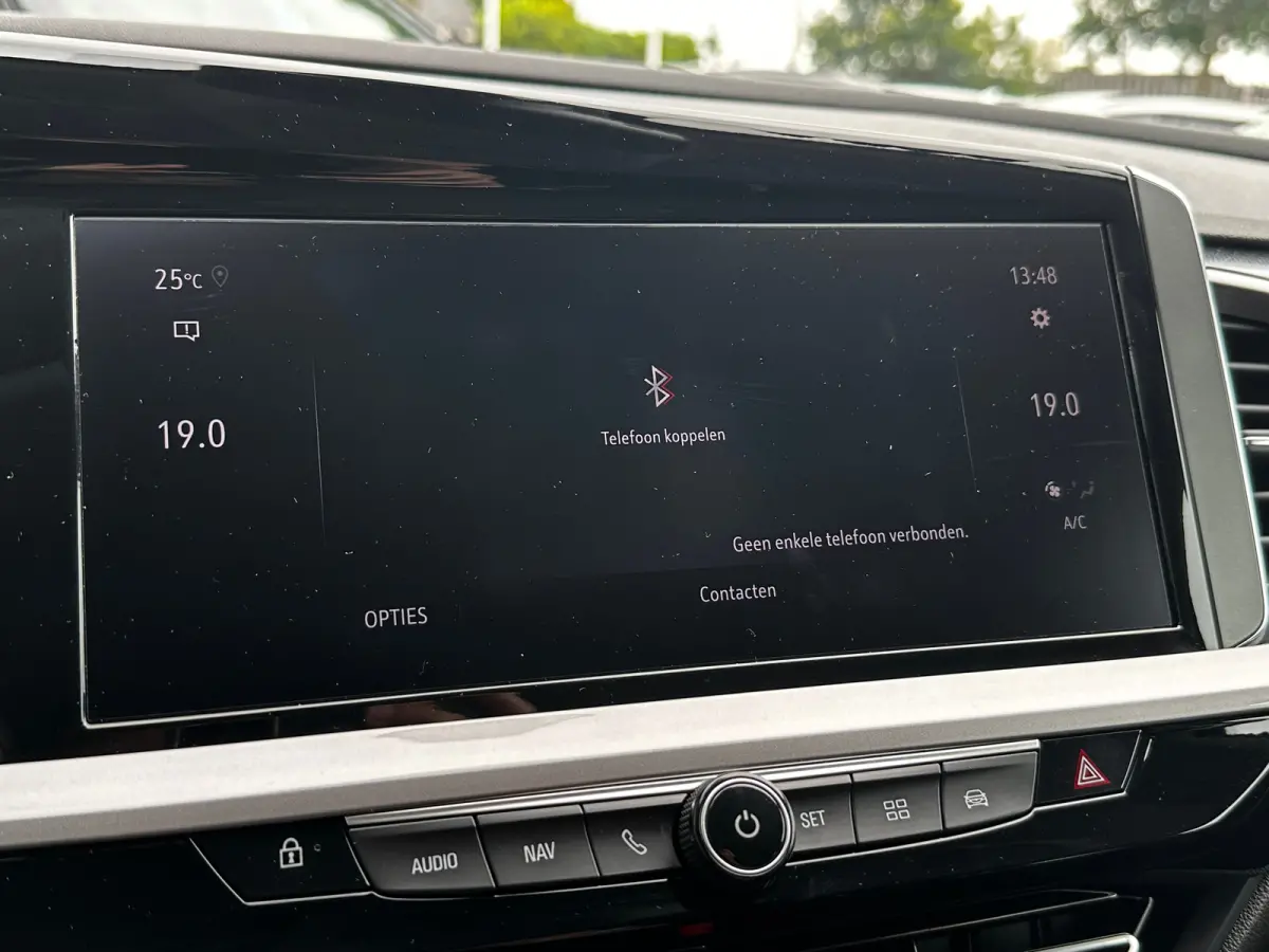 1.2 Turbo 130 PK Level 4 | TREKHAAK AFNB.| STOEL, STUUR EN VOORRUITVERWARMING| MATRIX LED| AGR COMFORTSTOELEN| DODEHOEK DETECTIE| CAMERA + PARKEERSENSOREN| NAVIGATIE + APPLE CARPLAY/ANDROID 