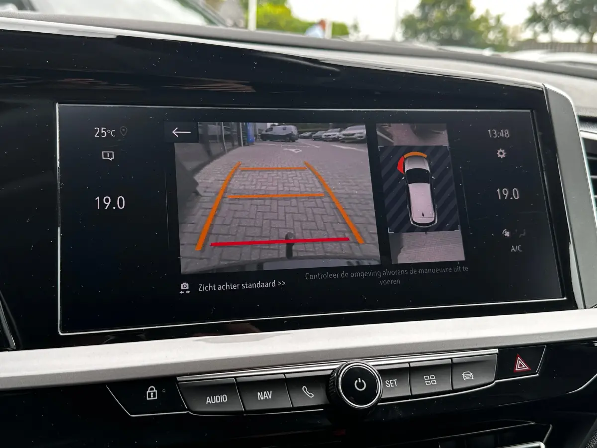 1.2 Turbo 130 PK Level 4 | TREKHAAK AFNB.| STOEL, STUUR EN VOORRUITVERWARMING| MATRIX LED| AGR COMFORTSTOELEN| DODEHOEK DETECTIE| CAMERA + PARKEERSENSOREN| NAVIGATIE + APPLE CARPLAY/ANDROID 