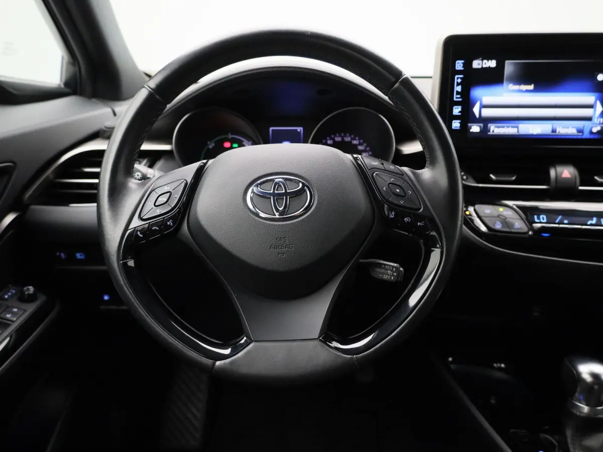 1.8 Hybrid Dynamic | Automaat | Cruise Control | Stoelverwarming | Camera | Trekhaak |