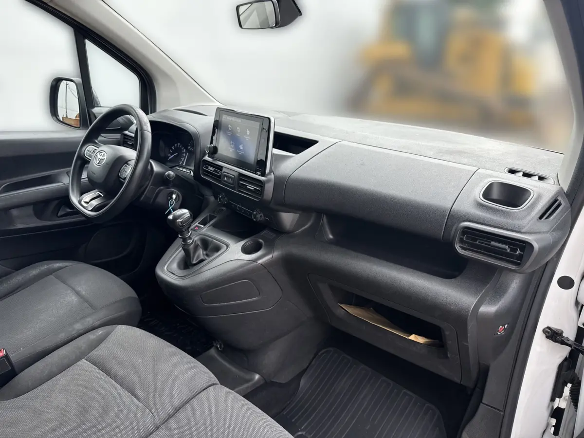1.2T 110 PK **Benzine** L1 Navigatie Climate control Camera Carplay Cruise control Parkeersensoren v+a Gasoline Benzin