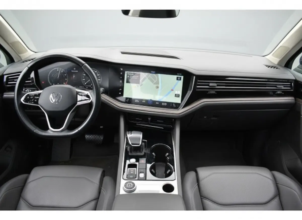 3.0 TSi eHybrid ATMOSPHERE 4MOTION TREKHAAK/HEAD-UP/PANORAMADAK 1E EIG