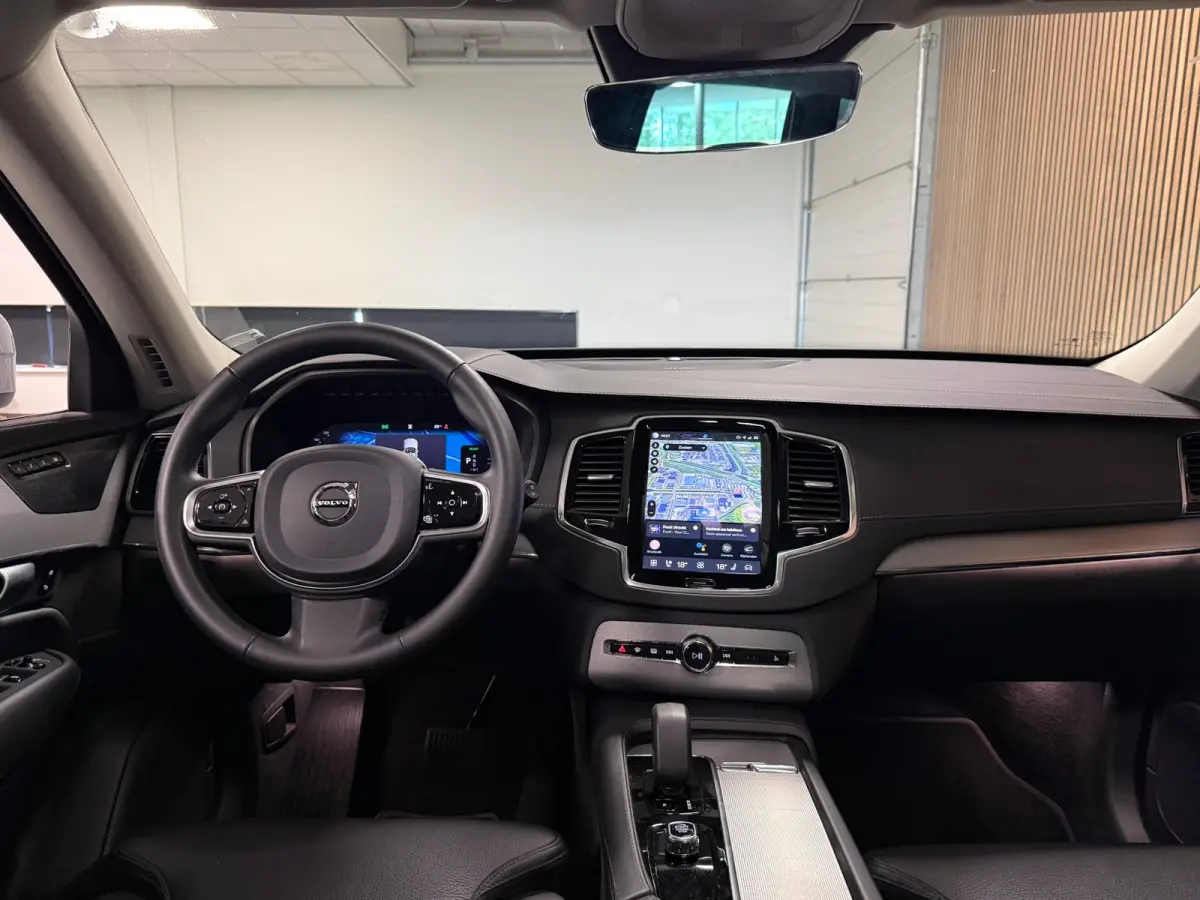 T8 AWD Recharge Plus Bright | Trekhaak | 360 Camera | Harman Kardon | 455pk | Adaptieve Cruise Control | Stoelverwarming voor+achter | Stuurwielverwarming | Schuifdak | Full LED Meesturende 