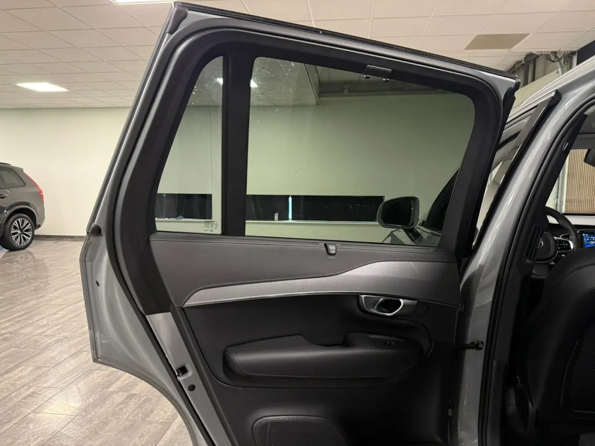 T8 AWD Recharge Plus Bright | Trekhaak | 360 Camera | Harman Kardon | 455pk | Adaptieve Cruise Control | Stoelverwarming voor+achter | Stuurwielverwarming | Schuifdak | Full LED Meesturende 