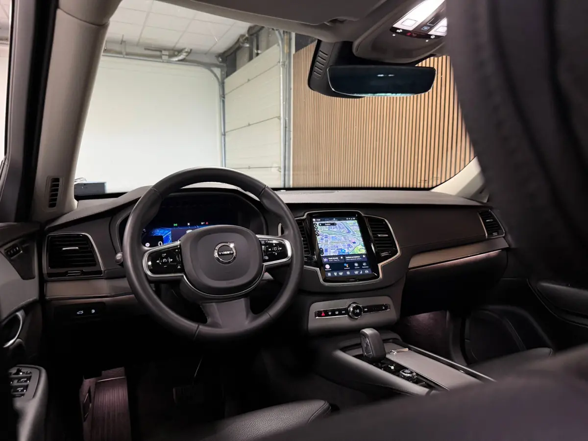 T8 AWD Recharge Plus Bright | Trekhaak | 360 Camera | Harman Kardon | 455pk | Adaptieve Cruise Control | Stoelverwarming voor+achter | Stuurwielverwarming | Schuifdak | Full LED Meesturende 