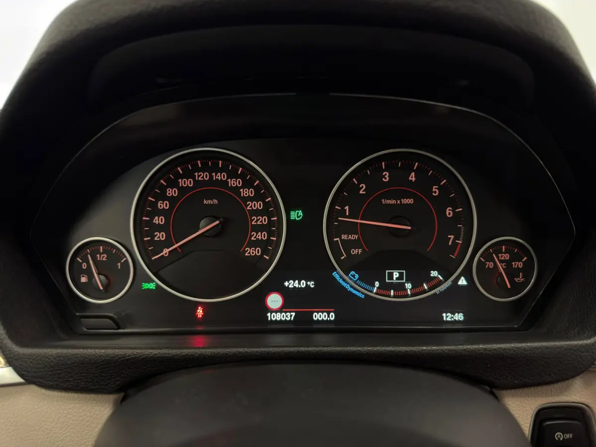 320i High Exe / Pano / Leder / Memory / Headup