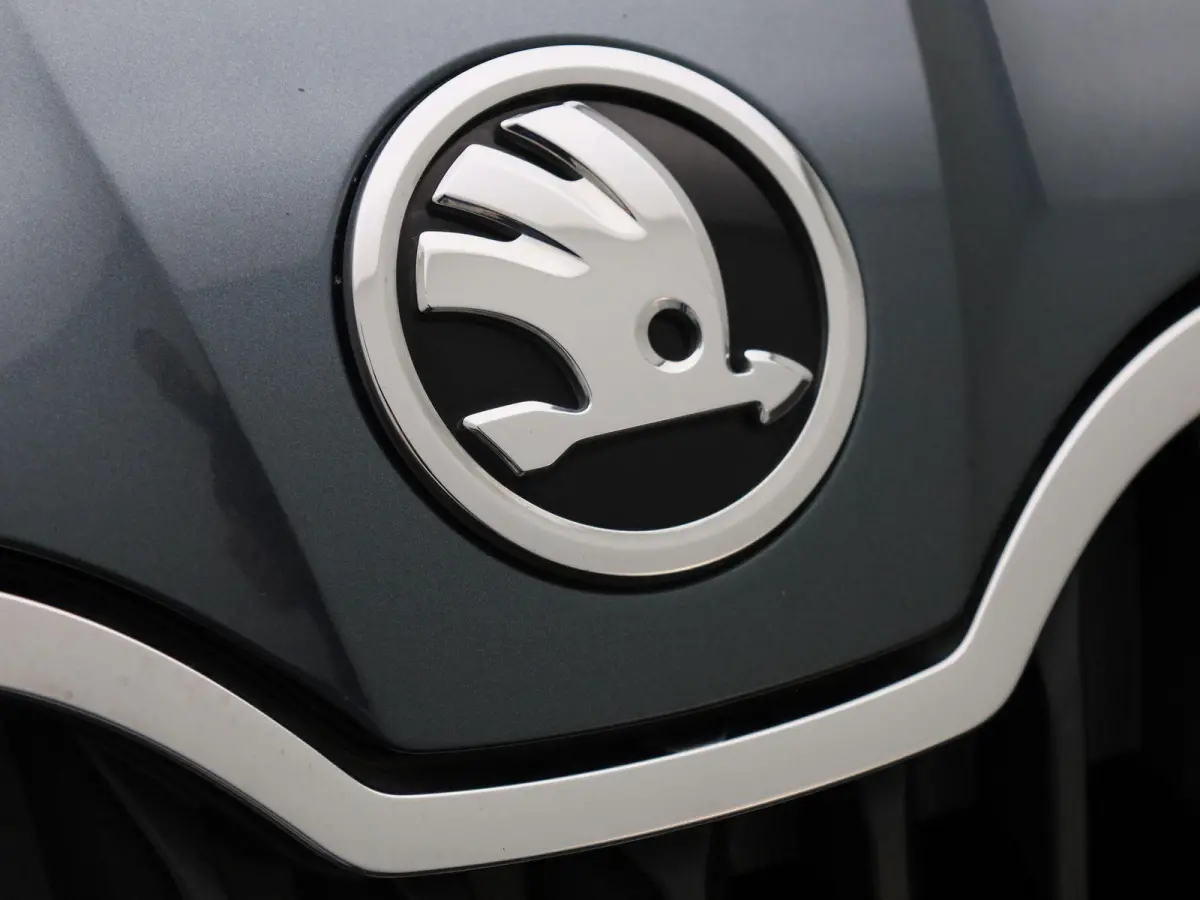 1.0 TSI Greentech Clever | Cruise Control | Stoelverwarming | Navigatie | lichtmetalen velgen 16" |