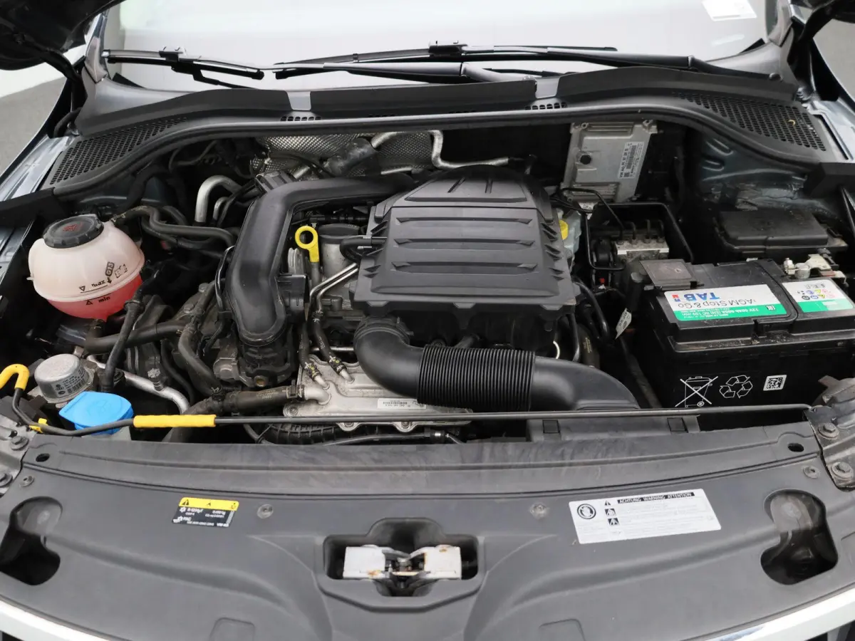 1.0 TSI Greentech Clever | Cruise Control | Stoelverwarming | Navigatie | lichtmetalen velgen 16" |