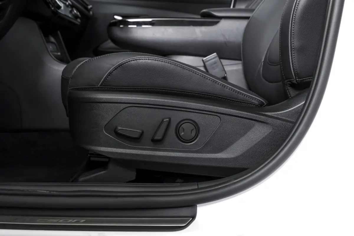 1.6 T-GDI PHEV Premium Sky 4WD | S/K-Panodak | Elek. Stoelen | Adapt. Cruise | Stoelventilatie+Verw. | 360 Camera | NAV+App. Connect | Krell | Elek. Klep LM 19" | 1125