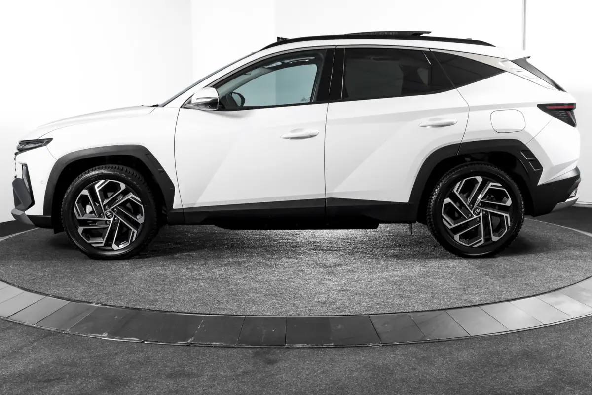 1.6 T-GDI PHEV Premium Sky 4WD | S/K-Panodak | Elek. Stoelen | Adapt. Cruise | Stoelventilatie+Verw. | 360 Camera | NAV+App. Connect | Krell | Elek. Klep LM 19" | 1125
