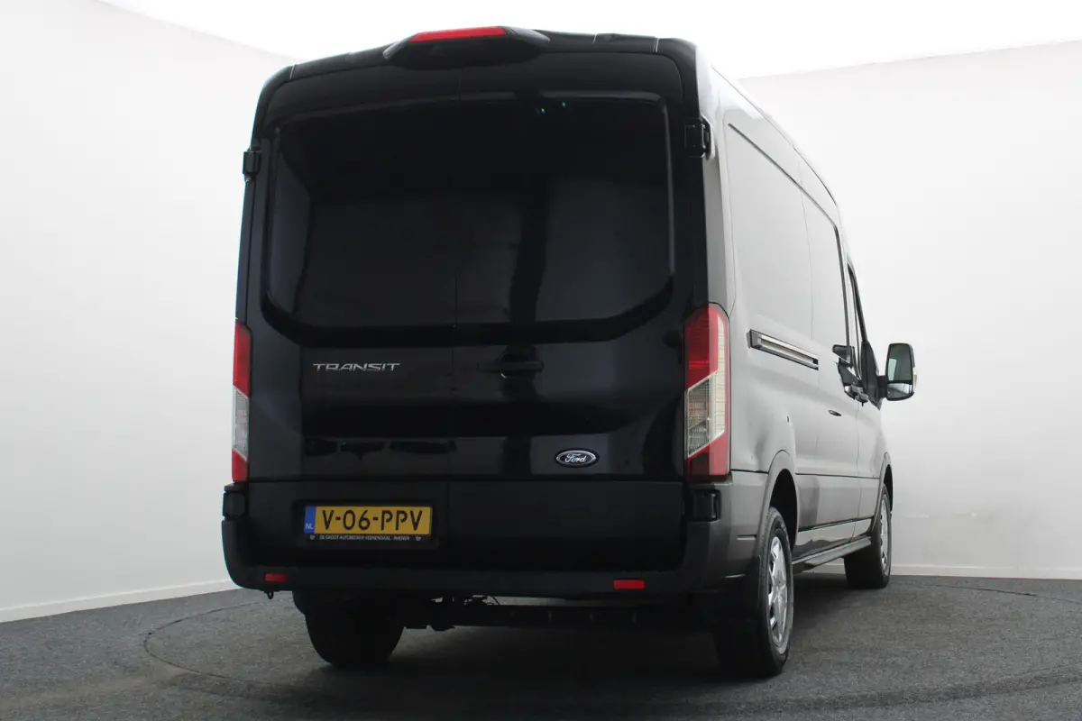 350 2.0 TDCI L3H2 Trend Leer, 3-Zits, Camera, Cruise, Apple Carplay, Rijstrooksensor, PDC, DAB