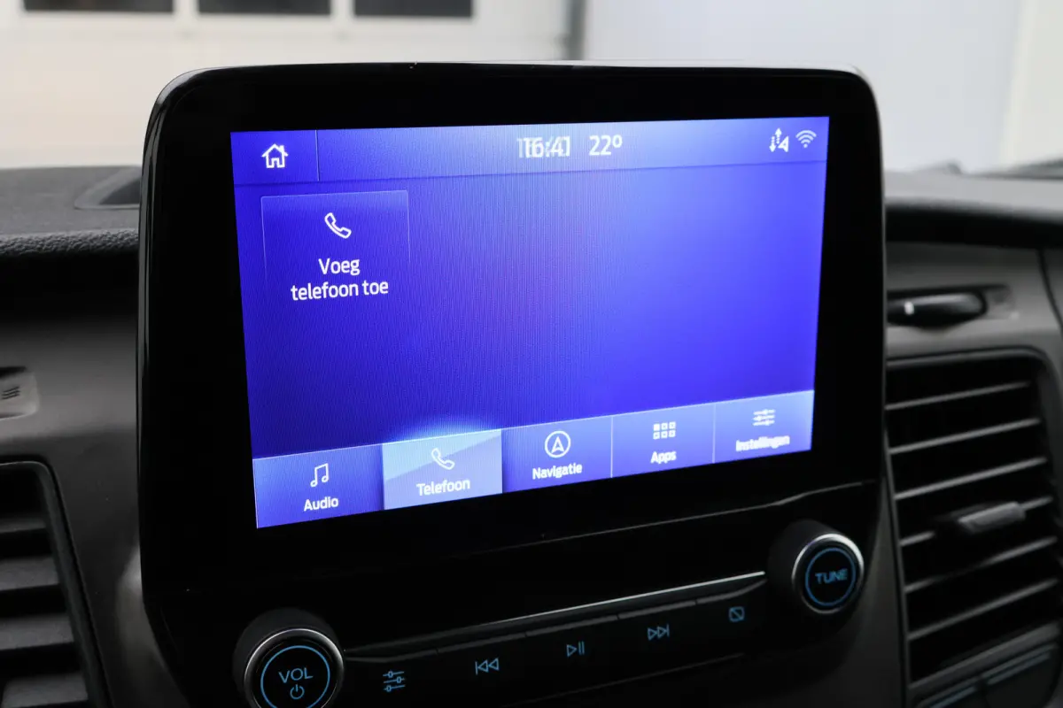 350 2.0 TDCI L3H2 Trend Leer, 3-Zits, Camera, Cruise, Apple Carplay, Rijstrooksensor, PDC, DAB