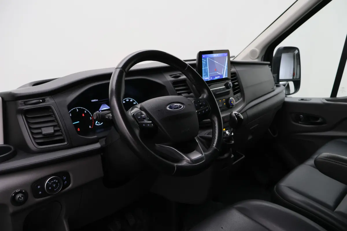 350 2.0 TDCI L3H2 Trend Leer, 3-Zits, Camera, Cruise, Apple Carplay, Rijstrooksensor, PDC, DAB