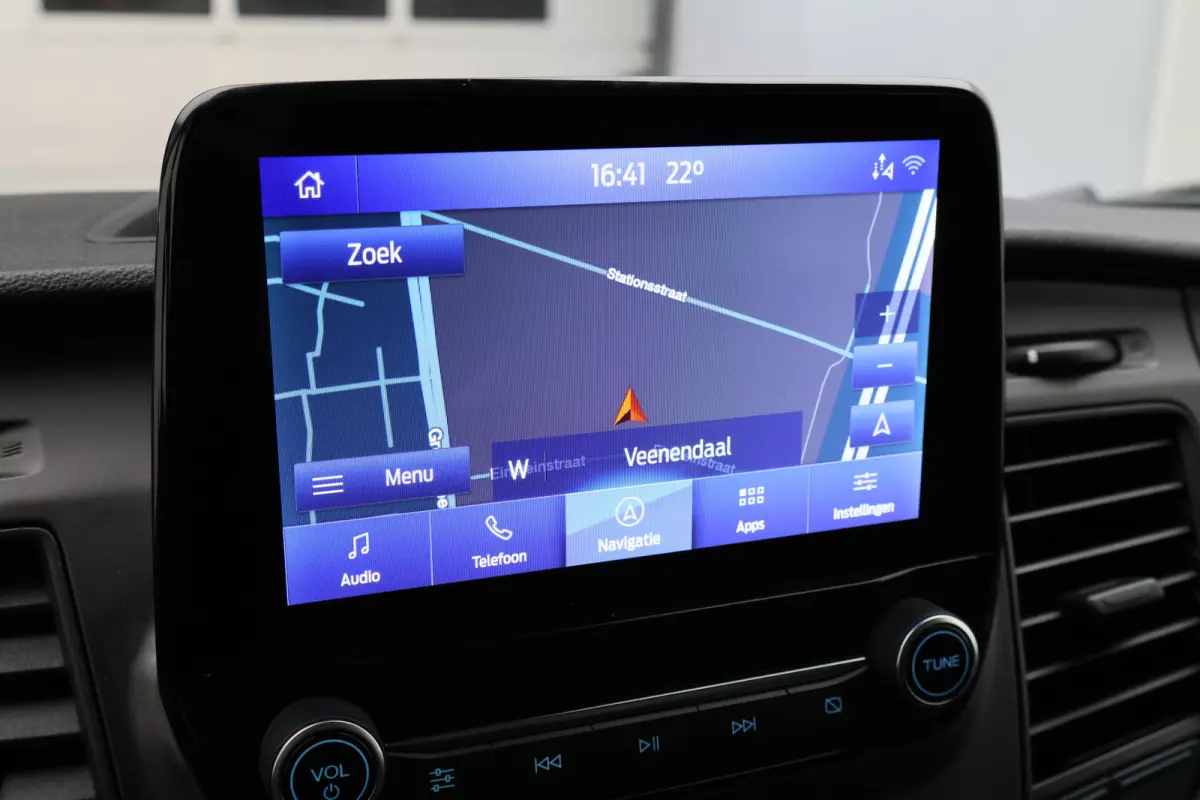 350 2.0 TDCI L3H2 Trend Leer, 3-Zits, Camera, Cruise, Apple Carplay, Rijstrooksensor, PDC, DAB