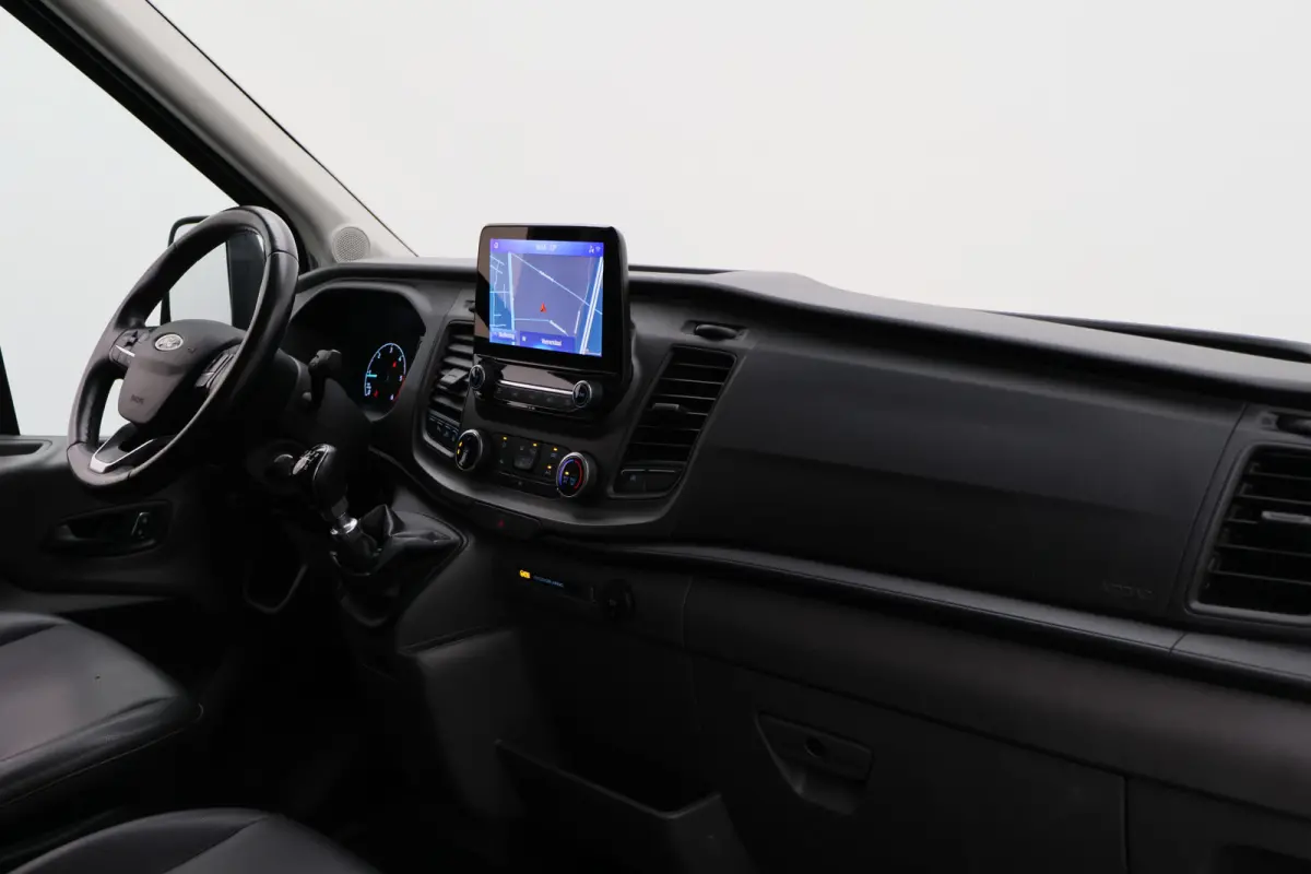 350 2.0 TDCI L3H2 Trend Leer, 3-Zits, Camera, Cruise, Apple Carplay, Rijstrooksensor, PDC, DAB