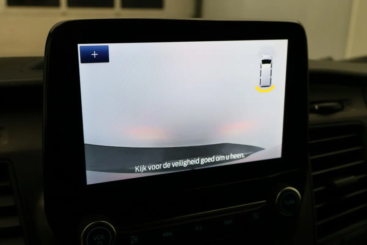 350 2.0 TDCI L3H2 Trend Leer, 3-Zits, Camera, Cruise, Apple Carplay, Rijstrooksensor, PDC, DAB