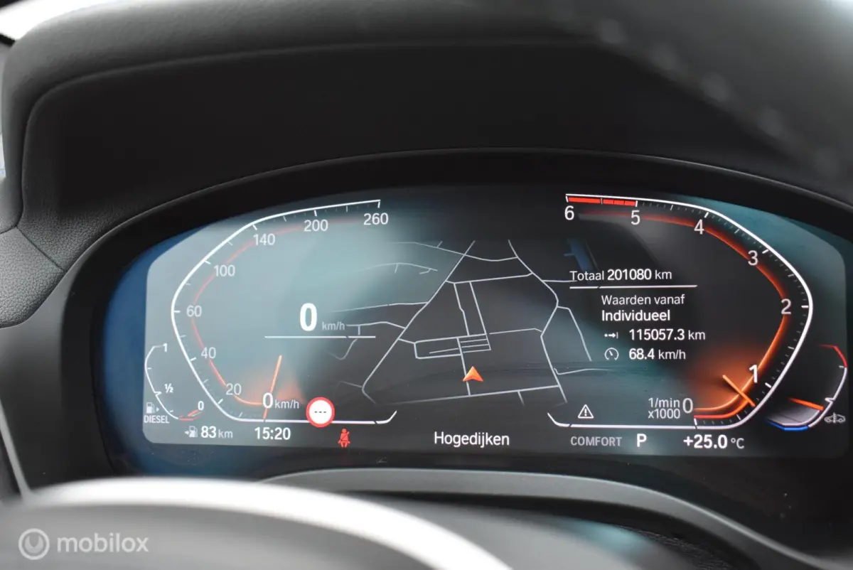 xDrive30d M-Sport Carbonschwarz Pano 360°Cam ACC HUD Standkachel HiFi LiveCockpit Elek. trekhaak