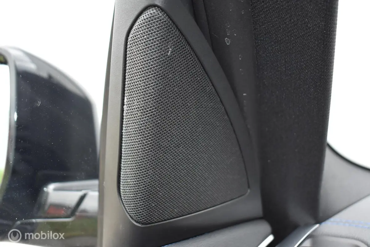 xDrive30d M-Sport Carbonschwarz Pano 360°Cam ACC HUD Standkachel HiFi LiveCockpit Elek. trekhaak