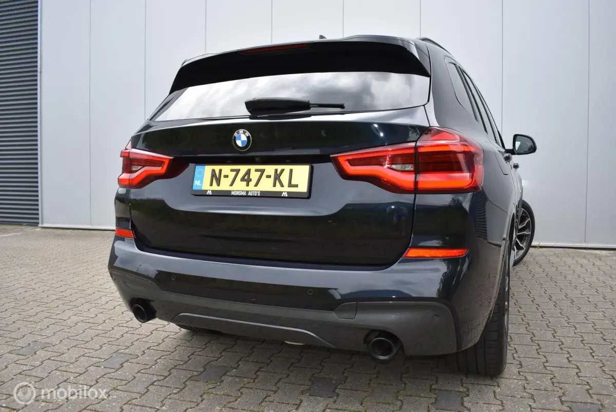 xDrive30d M-Sport Carbonschwarz Pano 360°Cam ACC HUD Standkachel HiFi LiveCockpit Elek. trekhaak