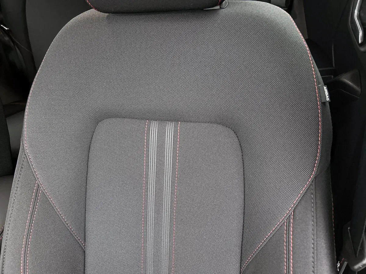 1.0 EcoBoost ST-Line | Winter Pack | Comfort Pack | Camera | Carplay / Android