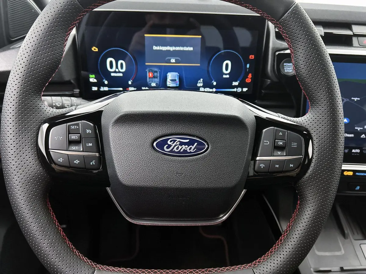 1.0 EcoBoost ST-Line | Winter Pack | Comfort Pack | Camera | Carplay / Android
