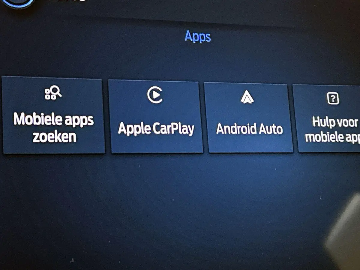 1.0 EcoBoost ST-Line | Winter Pack | Comfort Pack | Camera | Carplay / Android