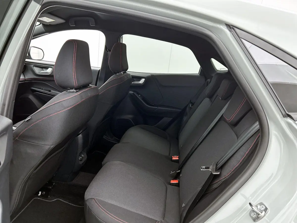 1.0 EcoBoost ST-Line | Winter Pack | Comfort Pack | Camera | Carplay / Android