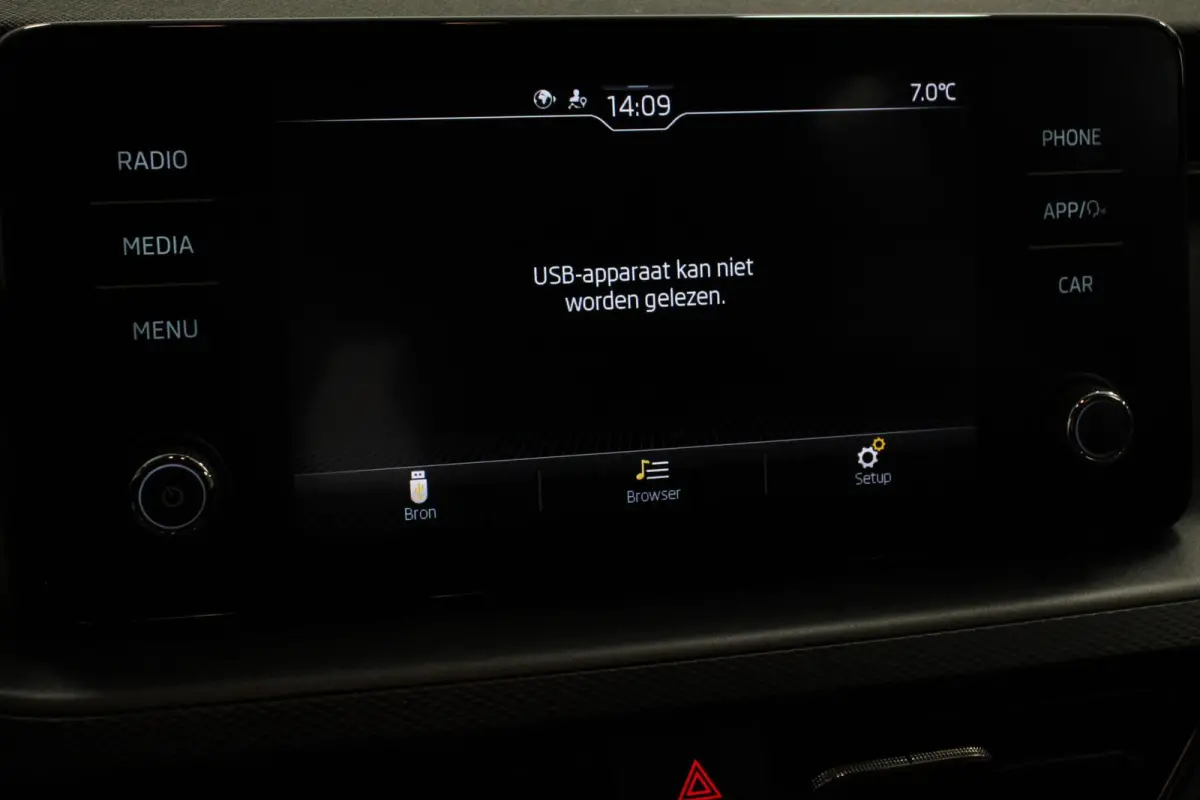 1.0 TSI 110 pk DSG Scoutline Dynamic Navigatie Apple Carplay/ Android Auto Camera Adaptieve cruise control Stoelverwarming Wegklapbare trekhaak LED-verlichting voor