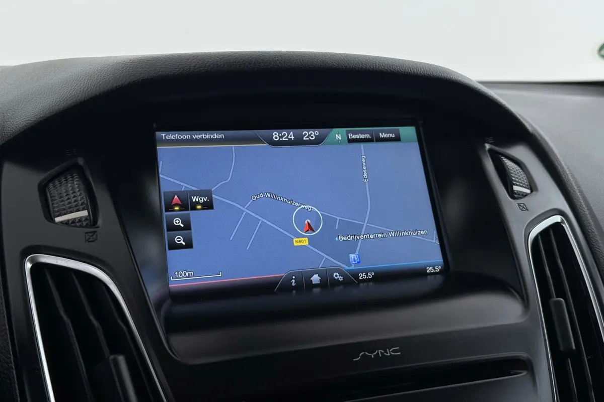 1.0 Titanium | Inruilkoopje! | Parkeersensoren | Navigatie | All-season | Stoelverwarming | Cruise Control |