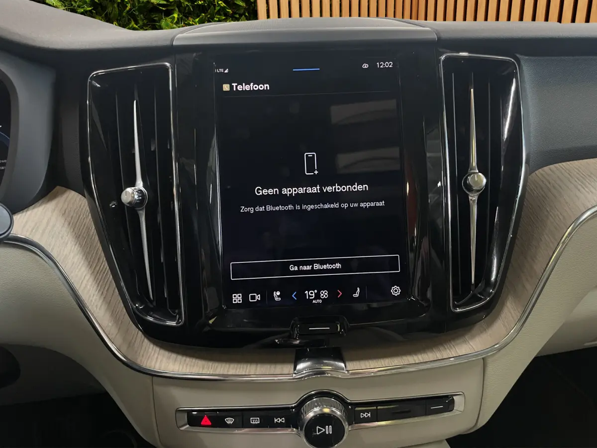 2.0 T8 Plug-in hybrid AWD Ultra Dark | Massage/Ventilatie | Trekhaak | 360 Cam | Pano | Memory