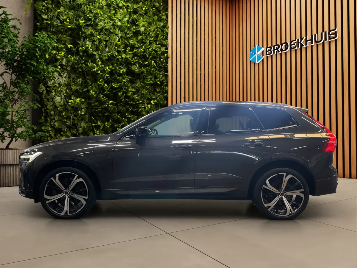 2.0 T8 Plug-in hybrid AWD Ultra Dark | Massage/Ventilatie | Trekhaak | 360 Cam | Pano | Memory