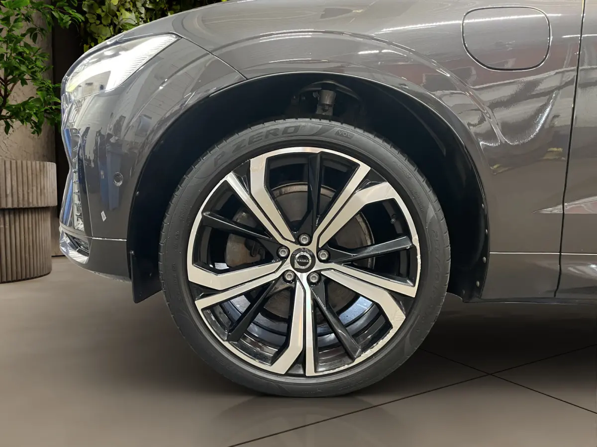 2.0 T8 Plug-in hybrid AWD Ultra Dark | Massage/Ventilatie | Trekhaak | 360 Cam | Pano | Memory