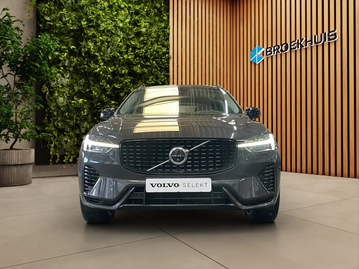 2.0 T8 Plug-in hybrid AWD Ultra Dark | Massage/Ventilatie | Trekhaak | 360 Cam | Pano | Memory