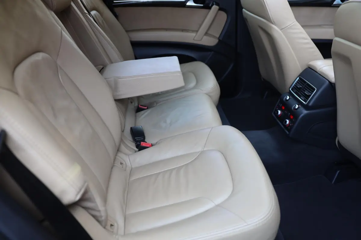 3.0 TFSI quattro Pro Line + / 7 Zitter / Aut / Leder / 360 Camera / Navi / Ecc / Elek Pakket / Xenon / Pdc