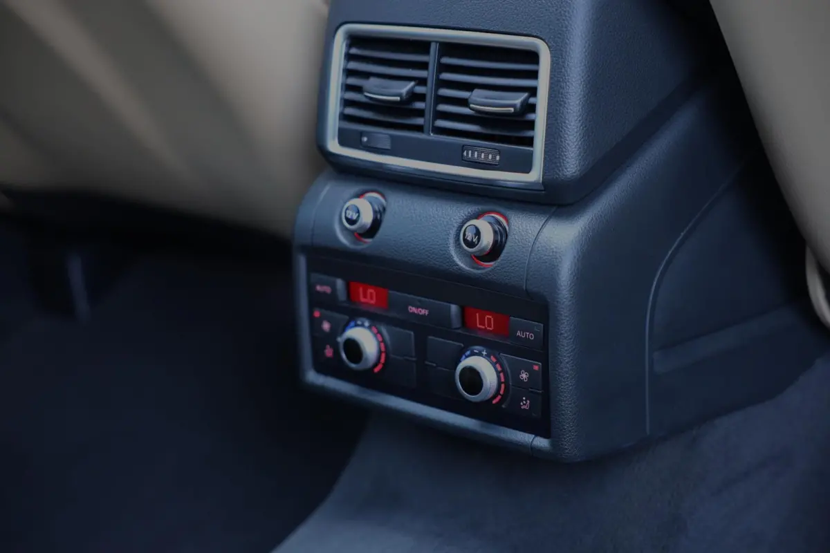 3.0 TFSI quattro Pro Line + / 7 Zitter / Aut / Leder / 360 Camera / Navi / Ecc / Elek Pakket / Xenon / Pdc