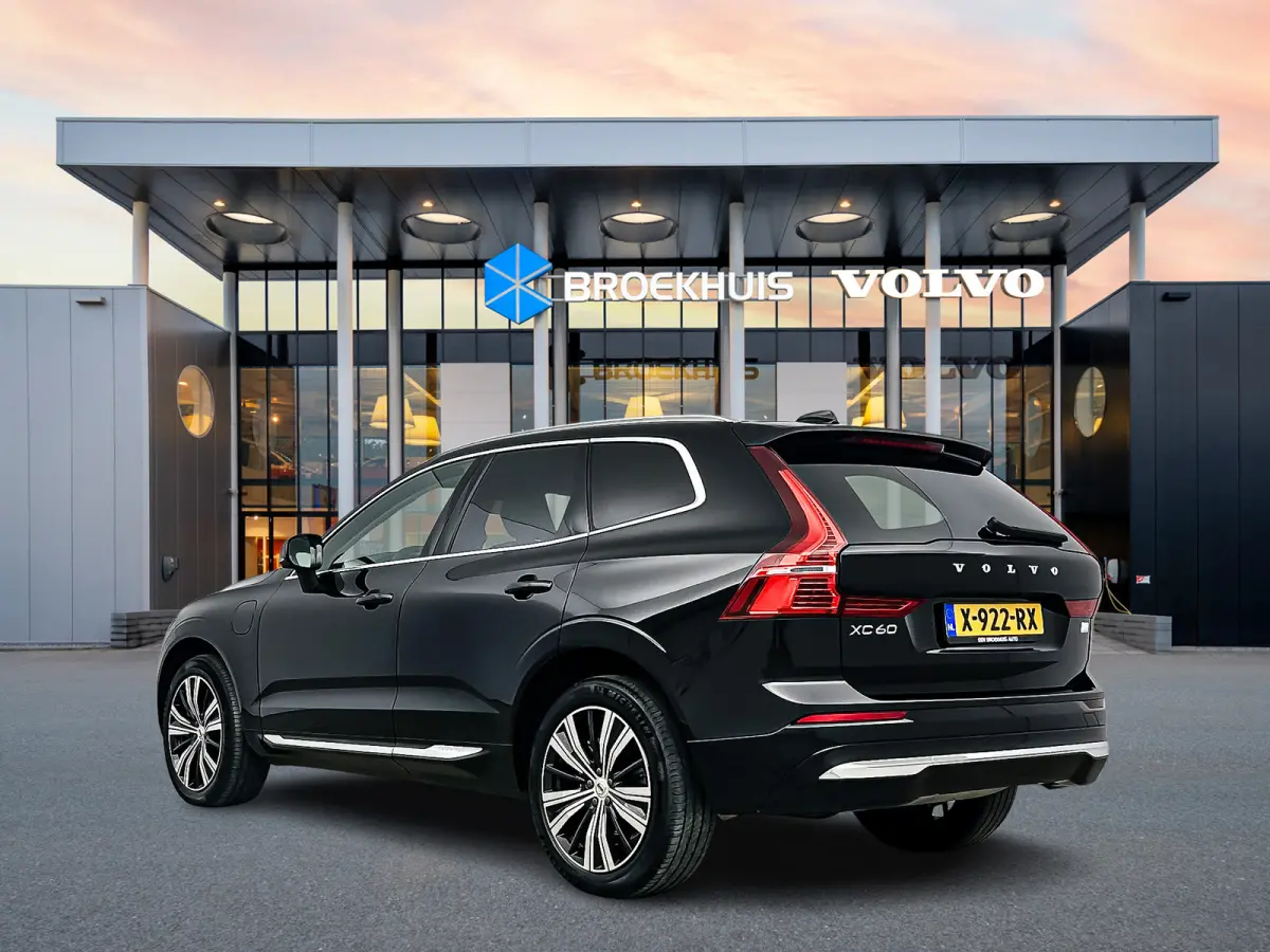 T6 Recharge Core Bright Long Range | 20" | Leder | Elektr. verst. Stoelen | Parkeercamera | Stoel/Stuur/Achterbankverwarming | Adaptieve Cruise | BLIS