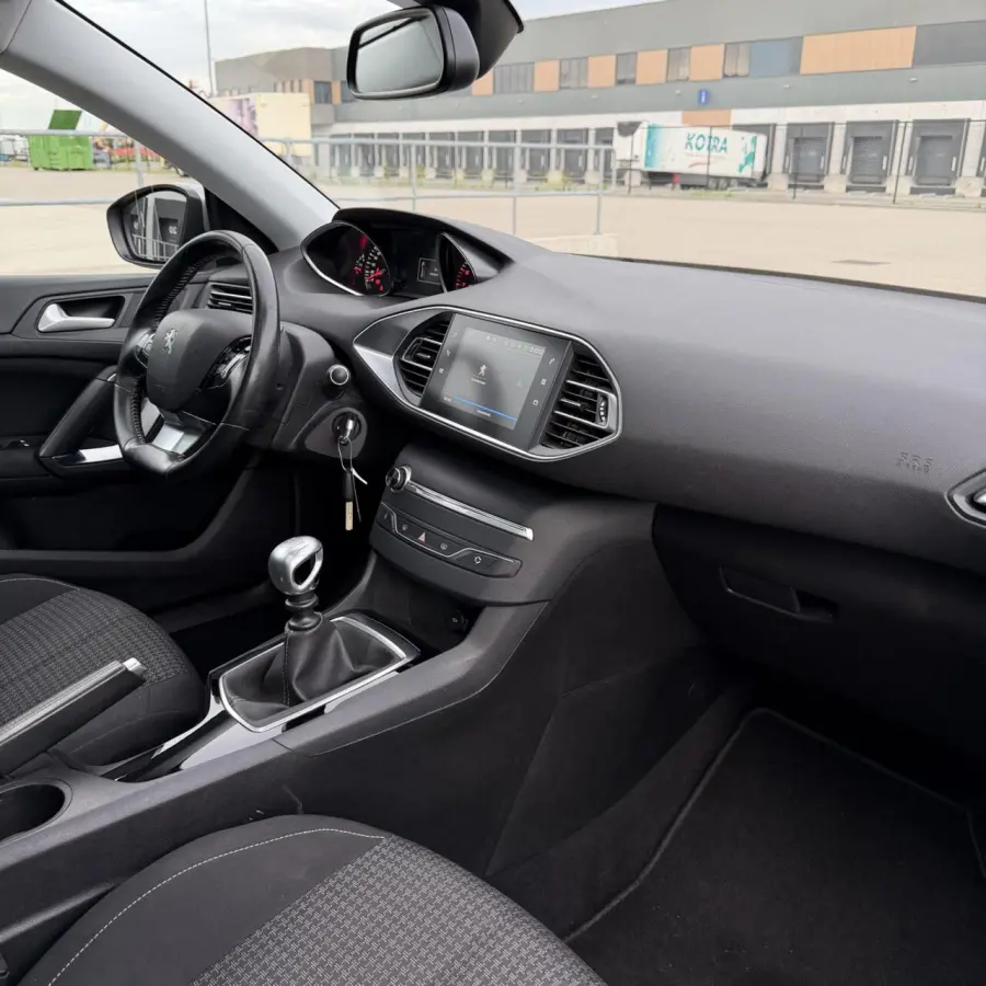 1.2 Allure 2018 | Panoramadak | CarPlay !