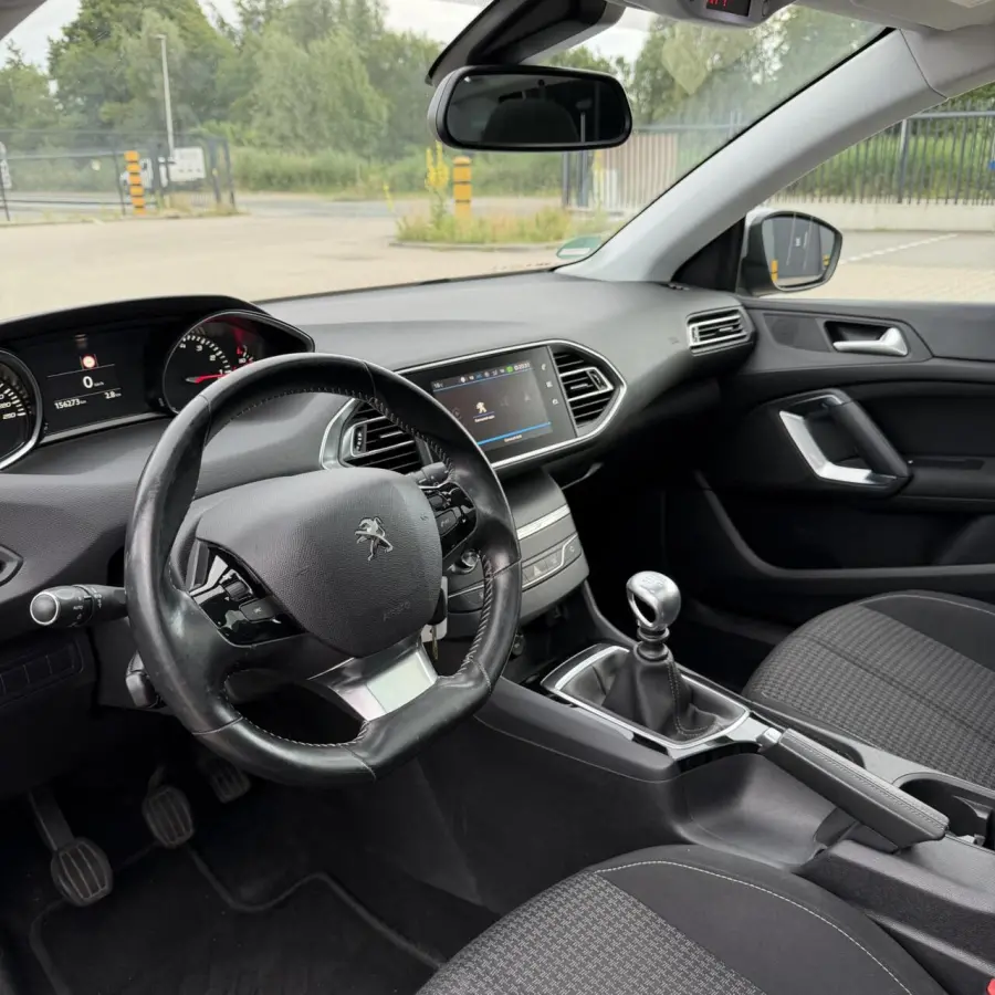 1.2 Allure 2018 | Panoramadak | CarPlay !