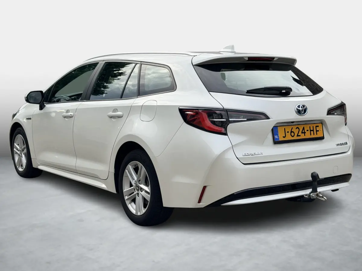 1.8 Hybrid Active / Adaptive Cruise / Apple & Android / Volledige Dealer Historie / Full-LED /