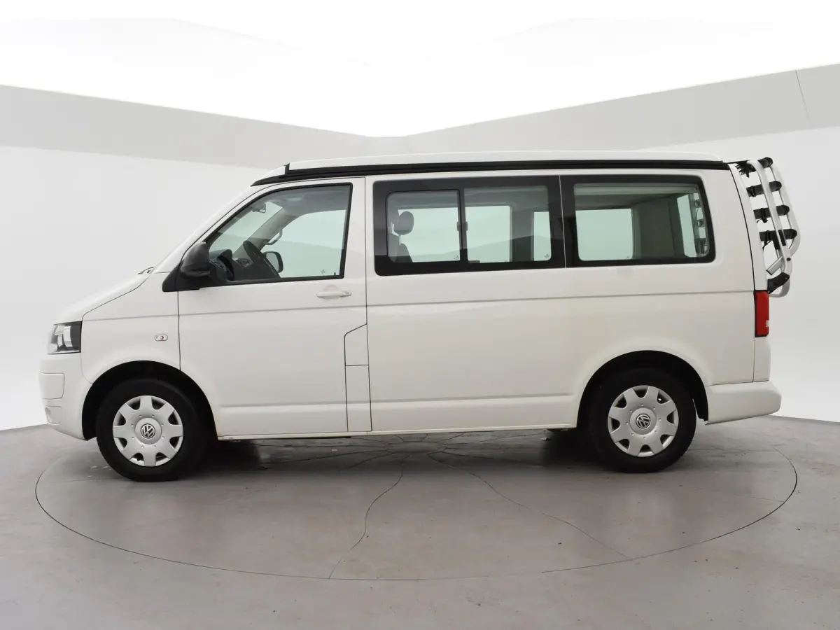 2.0 TDI 140 PK CALIFORNIA BEACH CAMPER 6-PERS. FABRIEKS CAMPER | STANDKACHEL | STOELVERW. | CAMERA | TREKHAAK