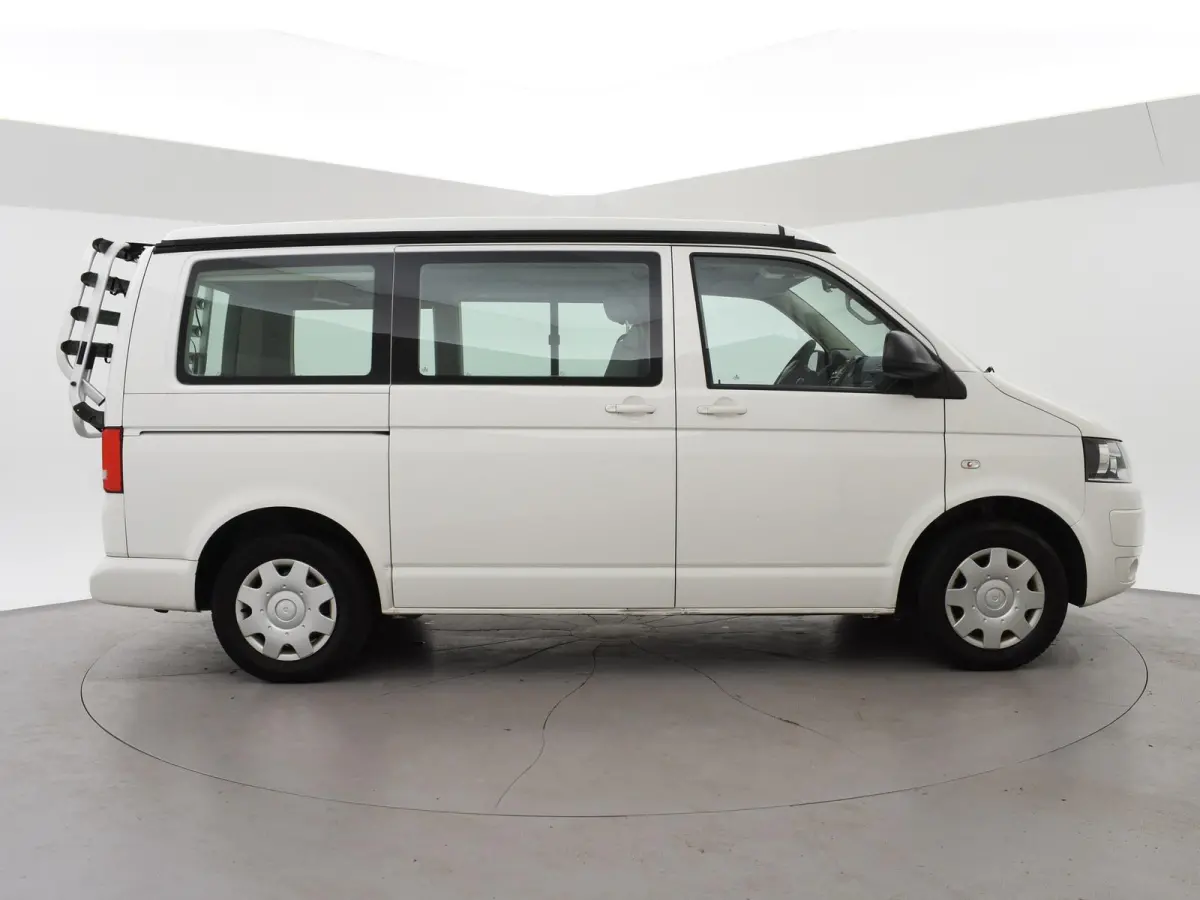 2.0 TDI 140 PK CALIFORNIA BEACH CAMPER 6-PERS. FABRIEKS CAMPER | STANDKACHEL | STOELVERW. | CAMERA | TREKHAAK