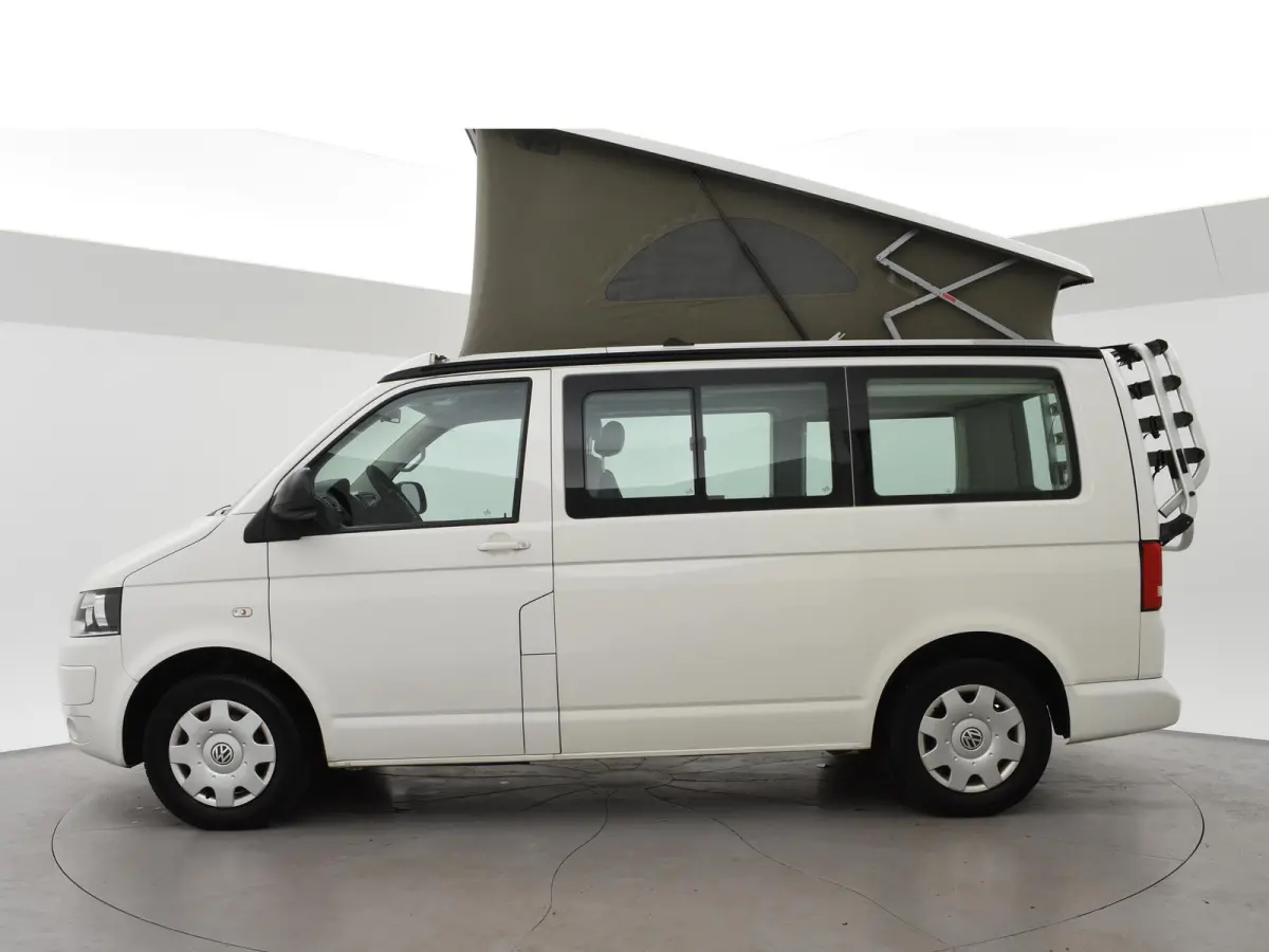 2.0 TDI 140 PK CALIFORNIA BEACH CAMPER 6-PERS. FABRIEKS CAMPER | STANDKACHEL | STOELVERW. | CAMERA | TREKHAAK